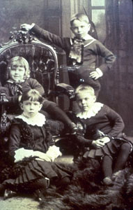 William Lyon Mackenzie King and his siblings