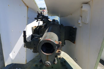 Culasse de chargement du canon à tir rapide de 12 livres de la batterie Belmont. 