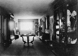 Couloir au troisième étage de Manoir vers 1915