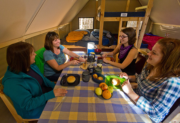 OTENTik, terrain de camping du Berry Hill, Parc national du Gros-Morne (T.-N.)