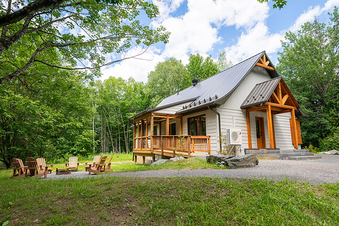 Vue extérieure du chalet.